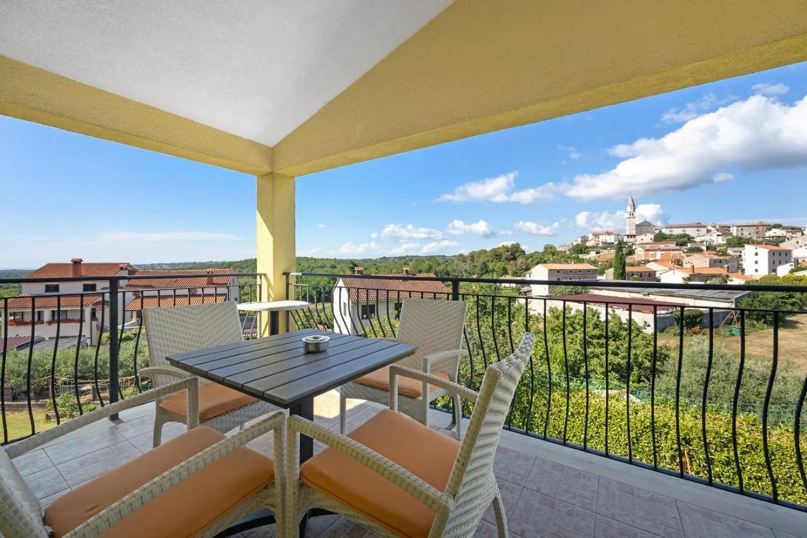 Villa Bucks Near Porec For 20 Persons With Sea View, Whirlpool, Sauna & Fitness Visnjan 0*,