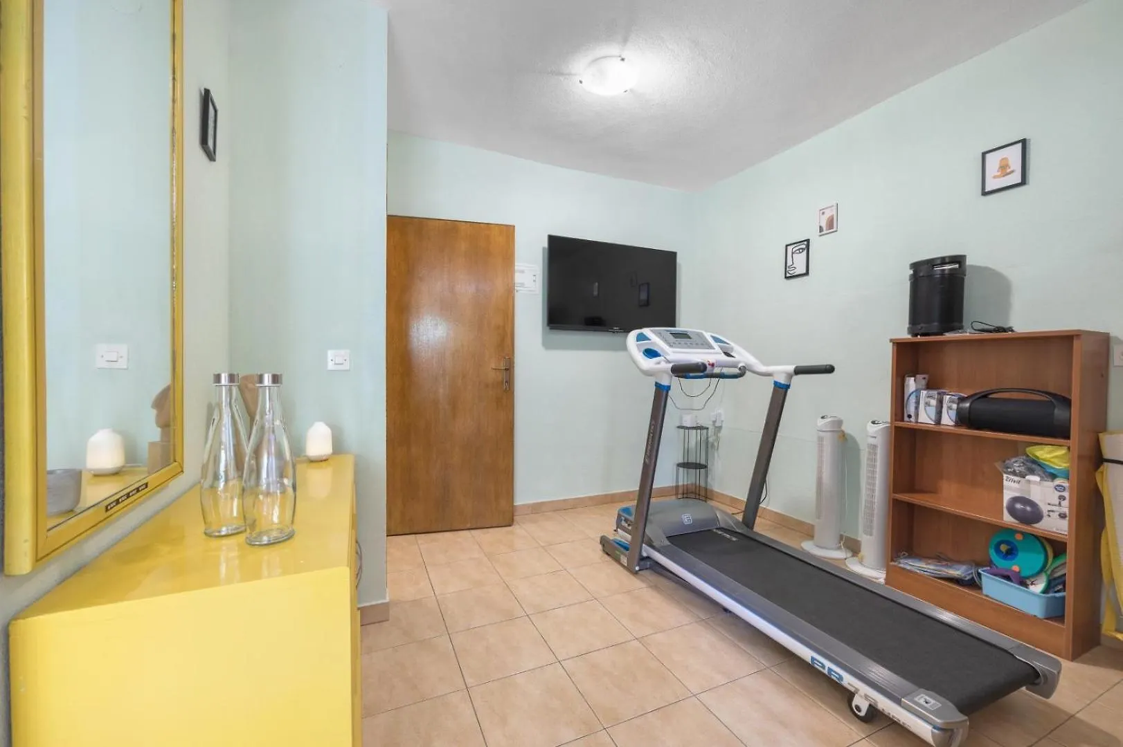 Villa Bucks Near Porec For 20 Persons With Sea View, Whirlpool, Sauna & Fitness Visnjan