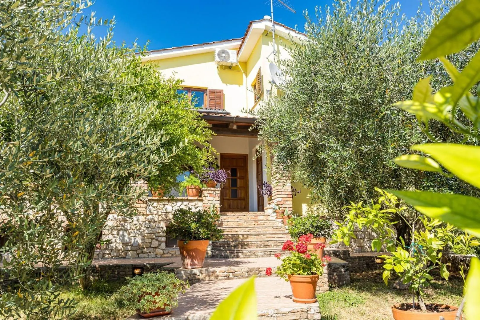 Villa Bucks Near Porec For 20 Persons With Sea View, Whirlpool, Sauna & Fitness Visnjan