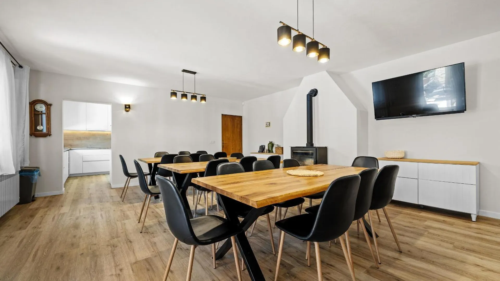 Villa Bucks Near Porec For 20 Persons With Sea View, Whirlpool, Sauna & Fitness Visnjan