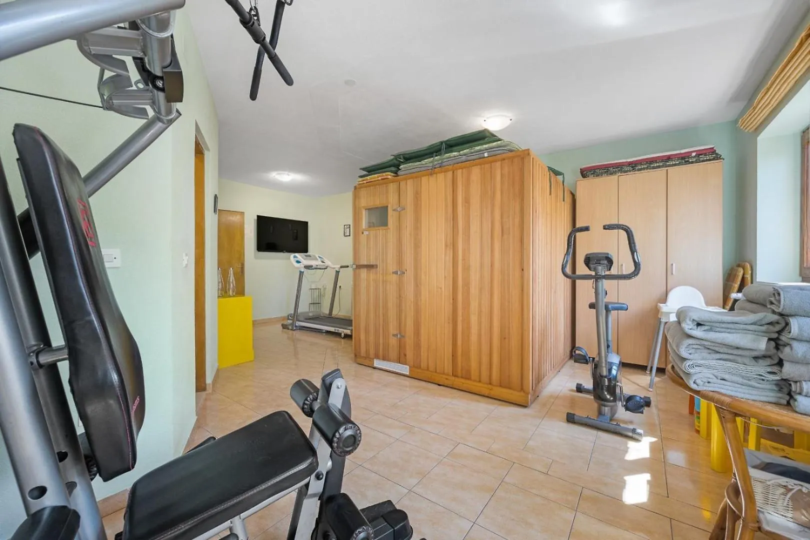 Villa Bucks Near Porec For 20 Persons With Sea View, Whirlpool, Sauna & Fitness Visnjan