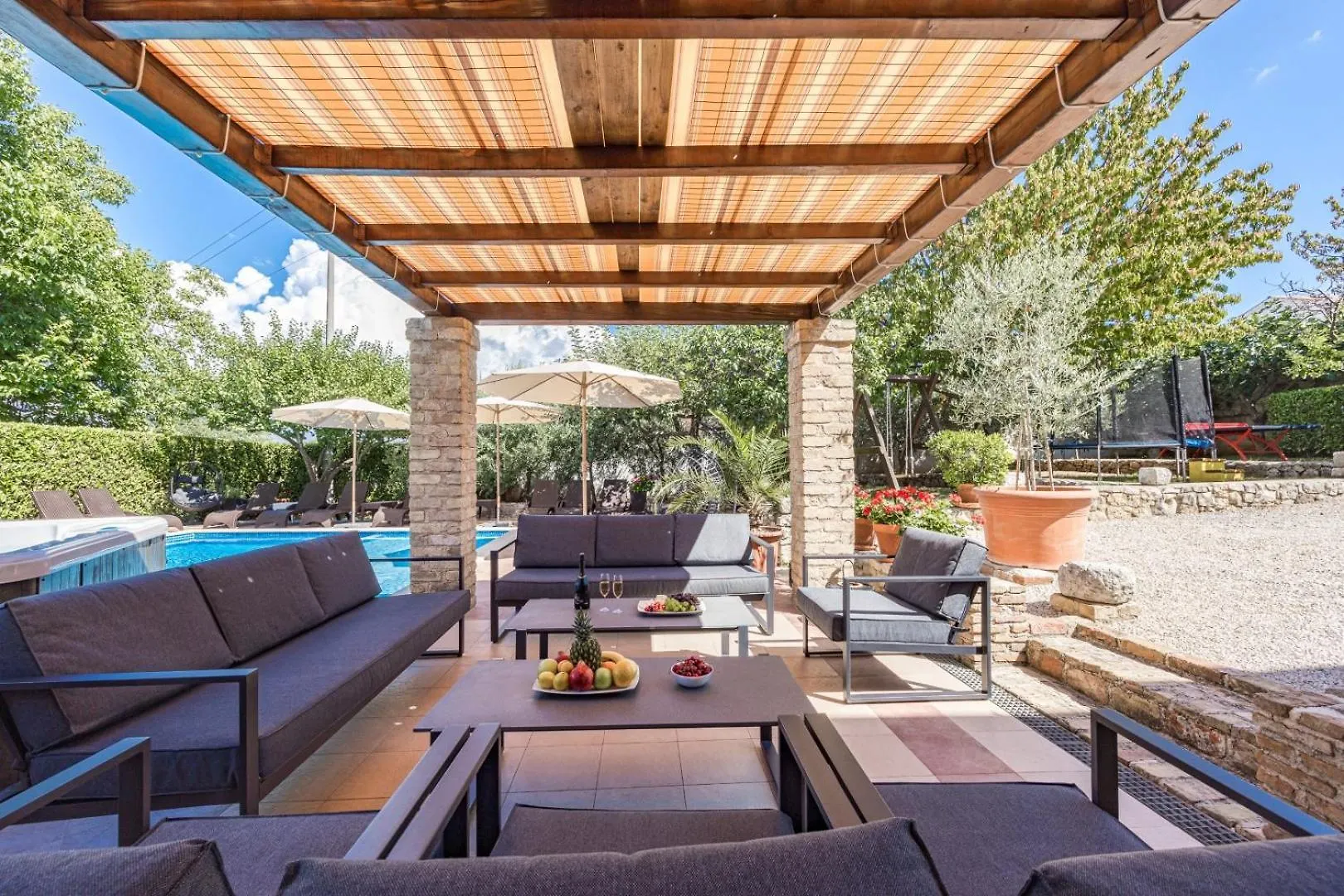 Villa Bucks Near Porec For 20 Persons With Sea View, Whirlpool, Sauna & Fitness Visnjan